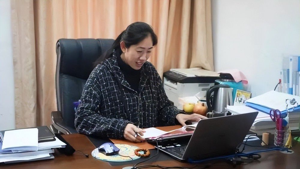 第79分钟，米兰反击机会，莱奥获得单刀机会，可惜最后低射近角太过追求角度中柱弹出。